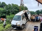 Rajgarh: A crane lifts a van out of a flooded drain at Padana village, in Rajgarh district, Madhya Pradesh, Monday, Aug. 10, 2026. Nine people died and two survived after the vehicle was swept away while crossing an overflowing bridge. (PTI Photo)(PTI08_10_2026_000416B)
