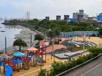 The Reclamation promenade has been barricaded for the last four days by the Maharashtra State Road Development Corporation (MSRDC) (Raju Shinde/ HT Photo)