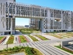 The Dahlias is currently under construction. (dlfproperties.org.in)