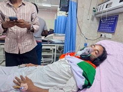 অনশনকারী ছাত্রনেতার পাশে CJP প্রধান