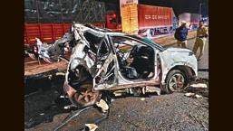 Four youths killed, two injured in road accident on Pune-Satara highway