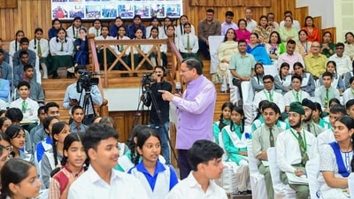Uttarakhand Chief Minister Pushkar Singh Dhami interacts with students during the ‘Chief Minister Youth Student Conclave’ at the Chief Servant Bhawan, in Dehradun on Monday. (@pushkardhami X) Uttarakhand Chief Minister Pushkar Singh Dhami interacts with students during the ‘Chief Minister Youth Student Conclave’ at the Chief Servant Bhawan, in Dehradun on Monday. (@pushkardhami X)