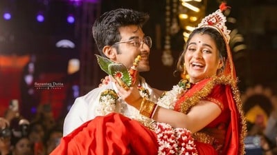 রণজয় ও শ্যামৌপ্তির বিয়ের ছবি। রণজয় ও শ্যামৌপ্তির বিয়ের ছবি।