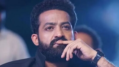 Jr NTR Surgery: జూనియర్ ఎన్టీఆర్ భుజానికి సర్జరీ.. రేపే కిమ్స్ హాస్పిటల్లో.. అభిమానుల ప్రార్థనలు Jr NTR Surgery: జూనియర్ ఎన్టీఆర్ భుజానికి సర్జరీ.. రేపే కిమ్స్ హాస్పిటల్లో.. అభిమానుల ప్రార్థనలు