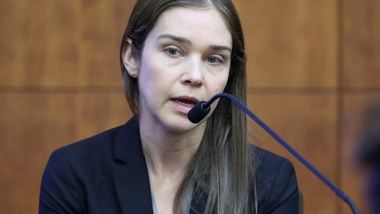 Psychiatrist Dr. Jennifer Tufts on the witness stand during Lindsay Clancy's murder trial.