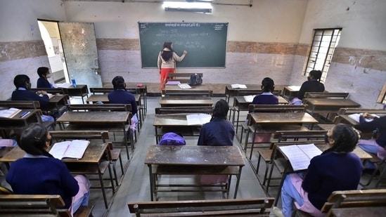 828 principal, vice-principal posts vacant in Delhi govt schools (Raj K Raj / Hindustan Times)