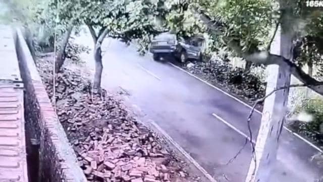 Eyewitnesses told police they heard repeated honking before the vehicle veered off course and hit the roadside tree while reportedly avoiding another vehicle. (HT)