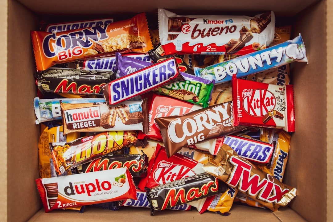Premium chocolate has a smooth, glossy surface and breaks with a clean, crisp snap. (Unsplash) Premium chocolate has a smooth, glossy surface and breaks with a clean, crisp snap. (Unsplash)