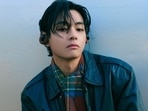 BTS’ V reveals hearing loss struggle, Jung Kook says shin is near stress fracture amid tour.