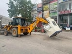 The drive covered Atul Kataria Chowk to Sheetla Mata road, including sectors 7, 9, 9A, parts of Railway Road and the Rezangla Chowk stretch. (HT)