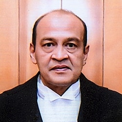 Lok Sabha inquiry committee finds Justice Yashwant Varma guilty.