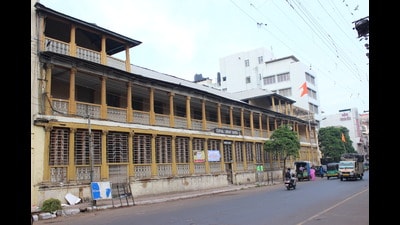Central Library, Vadodara (Wikimedia Commons)