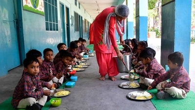 Headmaster, teacher suspended over poor mid-day meal quality in UP's Hardoi