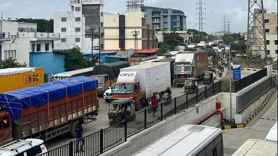 20 firms consider Chakan exit over traffic, Infra woes