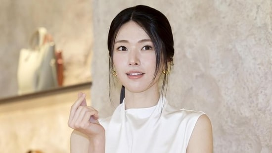 Ha Young pens apology over great-grandfather’s pro-Japanese ties: 'I will properly examine my family's history'.