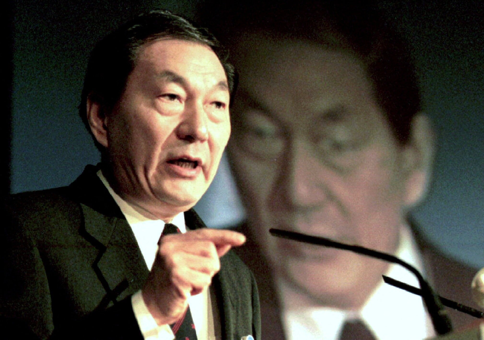 Former Chinese Premier Zhu Rongji dies at 98. (REUTERS)