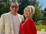 Karoline Leavitt and Nicholas Riccio met in 2022, married in 2025 and have a huge age gap. Let's have a look at their relationship.(Karoline Leavitt/Instagram)