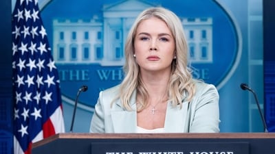 In a post on social media. Leavitt added that the goal is now to spend more time with her family and children. However, insiders have revealed that this decision was not as abrupt as it seems.