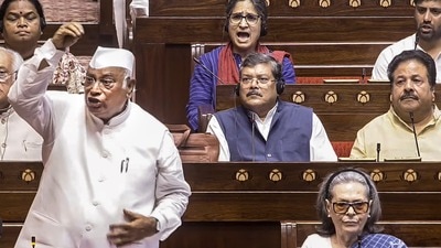 রাজ্যসভায় মল্লিকার্জুন খাড়গের নিশানায় বিজেপি (Sansad TV) রাজ্যসভায় মল্লিকার্জুন খাড়গের নিশানায় বিজেপি (Sansad TV)