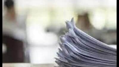 The delay has raised eyebrows in administrative and political circles, particularly because the DC is the district’s key coordinating authority and Independence Day preparations are already in full swing. (HT Photo)