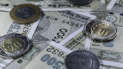 ఈపీఎస్ కనీస పింఛను  ₹7,500కు పెరుగుతుందా? పార్లమెంట్‌లో కేంద్రం స్పష్టత