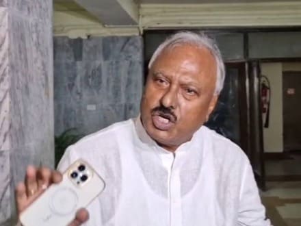 ওড়িশা থেকে গ্রেফতার হলেন পানিহাটির প্রাক্তন বিধায়ক নির্মল ঘোষ। (ফাইল ছবি)