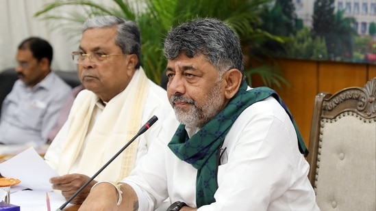 Karnataka Bandh LIVE Updates: Karnataka chief minister DK Shivakumar during an all parties meeting regarding the Cauvery water issue, in Bengaluru on Sunday. Karnataka Bandh LIVE Updates: Karnataka chief minister DK Shivakumar during an all parties meeting regarding the Cauvery water issue, in Bengaluru on Sunday.