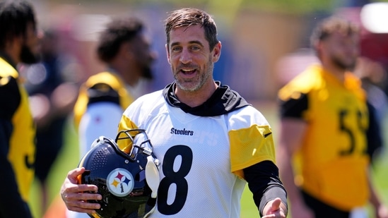 Aaron Rodgers is sitting out against Green Bay, with Mason Rudolph, Will Howard and Drew Allar handling quarterback duties.. (AP Photo/Gene J. Puskar)