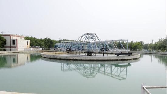Pune Municipal Corporation (PMC) is planning a 200 million litres per day (MLD) water treatment plant at Khadakwasla to strengthen the city’s long-term water supply. ((PIC FOR REPRESENTATION))