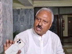 ওড়িশা থেকে গ্রেফতার হলেন পানিহাটির প্রাক্তন বিধায়ক নির্মল ঘোষ। (ফাইল ছবি)