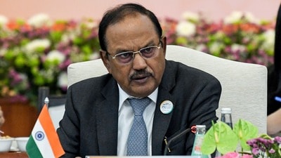 ‘আমরা পাকিস্তান আর্মিকে বুঝিয়ে দিতে চেয়েছিলাম…,’ Op সিঁদুর নিয়ে এবার মুখ খুললেন ডোভাল ‘আমরা পাকিস্তান আর্মিকে বুঝিয়ে দিতে চেয়েছিলাম…,’ Op সিঁদুর নিয়ে এবার মুখ খুললেন ডোভাল