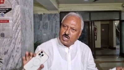ওড়িশা থেকে গ্রেফতার হলেন পানিহাটির প্রাক্তন বিধায়ক নির্মল ঘোষ। (ফাইল ছবি) ওড়িশা থেকে গ্রেফতার হলেন পানিহাটির প্রাক্তন বিধায়ক নির্মল ঘোষ। (ফাইল ছবি)