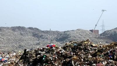 PMC approves ₹577.96 cr contract to process 500 metric tonnes of waste daily at Devachi Uruli waste depot and okays unauthorised overhead cables to remain temporarily for one year by paying fee. ((PIC FOR REPRESENTATION)) PMC approves ₹577.96 cr contract to process 500 metric tonnes of waste daily at Devachi Uruli waste depot and okays unauthorised overhead cables to remain temporarily for one year by paying fee. ((PIC FOR REPRESENTATION))