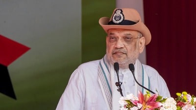 ২২ অগস্ট শিলিগুড়িতে আসতে পারেন কেন্দ্রীয় স্বরাষ্ট্রমন্ত্রী অমিত শাহ। ২২ অগস্ট শিলিগুড়িতে আসতে পারেন কেন্দ্রীয় স্বরাষ্ট্রমন্ত্রী অমিত শাহ।