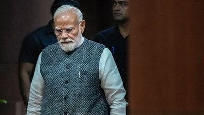 সমীক্ষা অনুযায়ী, শ্রীলঙ্কার ৭৯ শতাংশ মানুষ ভারতের প্রতি অনুকূল মনোভাব পোষণ করেন। (PTI) সমীক্ষা অনুযায়ী, শ্রীলঙ্কার ৭৯ শতাংশ মানুষ ভারতের প্রতি অনুকূল মনোভাব পোষণ করেন। (PTI)