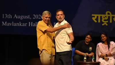 Leader of Opposition in the Lok Sabha Rahul Gandhi with Congress leader Sandeep Dikshit during the 'Rachnatmak Congress National Convention'. (HT Photos ) Leader of Opposition in the Lok Sabha Rahul Gandhi with Congress leader Sandeep Dikshit during the 'Rachnatmak Congress National Convention'. (HT Photos )