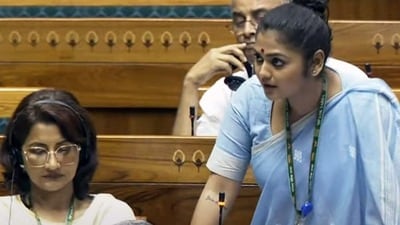 সাংসদ সায়নী ঘোষ। সাংসদ সায়নী ঘোষ।