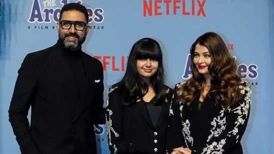 Abhishek Bachchan, Aaradhya Bachchan and Aishwarya Rai Bachchan