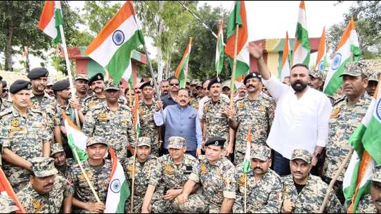 He said that the BSF plays a critical role in ensuring the country’s security both during war and in times of peace. (HT Photo)