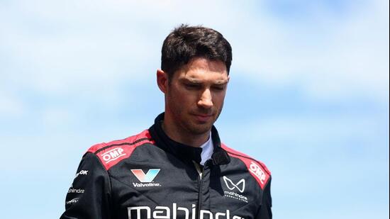 SANYA, CHINA - JUNE 19: Edoardo Mortara of Switzerland and Mahindra Racing looks on in the Pitlane during Shakedown, ahead of the Sanya E-Prix at Sanya Street Circuit on June 19, 2026 in Sanya, China. (Photo by Jordan McKean/LAT Images) (LAT Images)