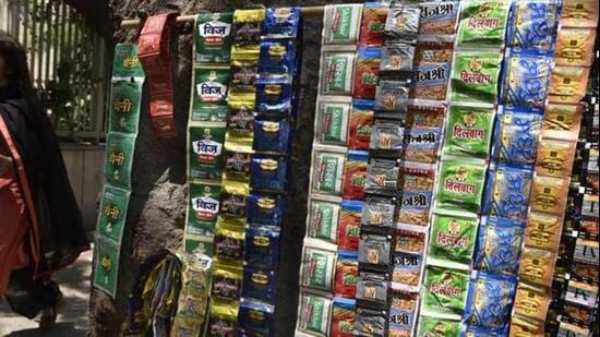 The Karnataka government will withdraw its gutka ban, two days after it took effect, following concerns from BJP, Congress and JD(S) legislators. (HT/Picture for representation)