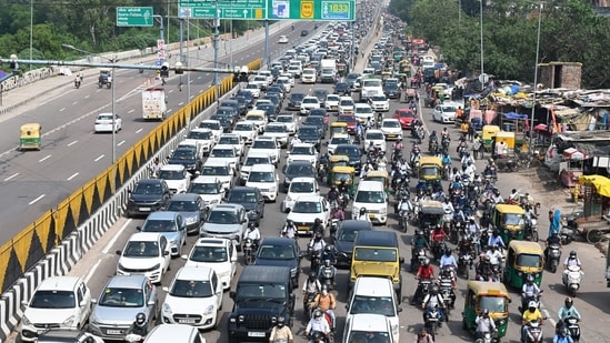 New Delhi, India- August 13, 2026: Heavy traffic congestion at delhi dehradun expressway Gandhi nagar towards Geeta Colony due to independence day full dress rehearsal at red fort in New Delhi, India on Thursday, August 13, 2026.