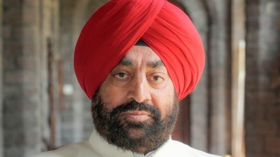Lt Gen Gurmit Singh (Retd) PVSM, UYSM, AVSM, VSM, Governor of Uttarakhand.