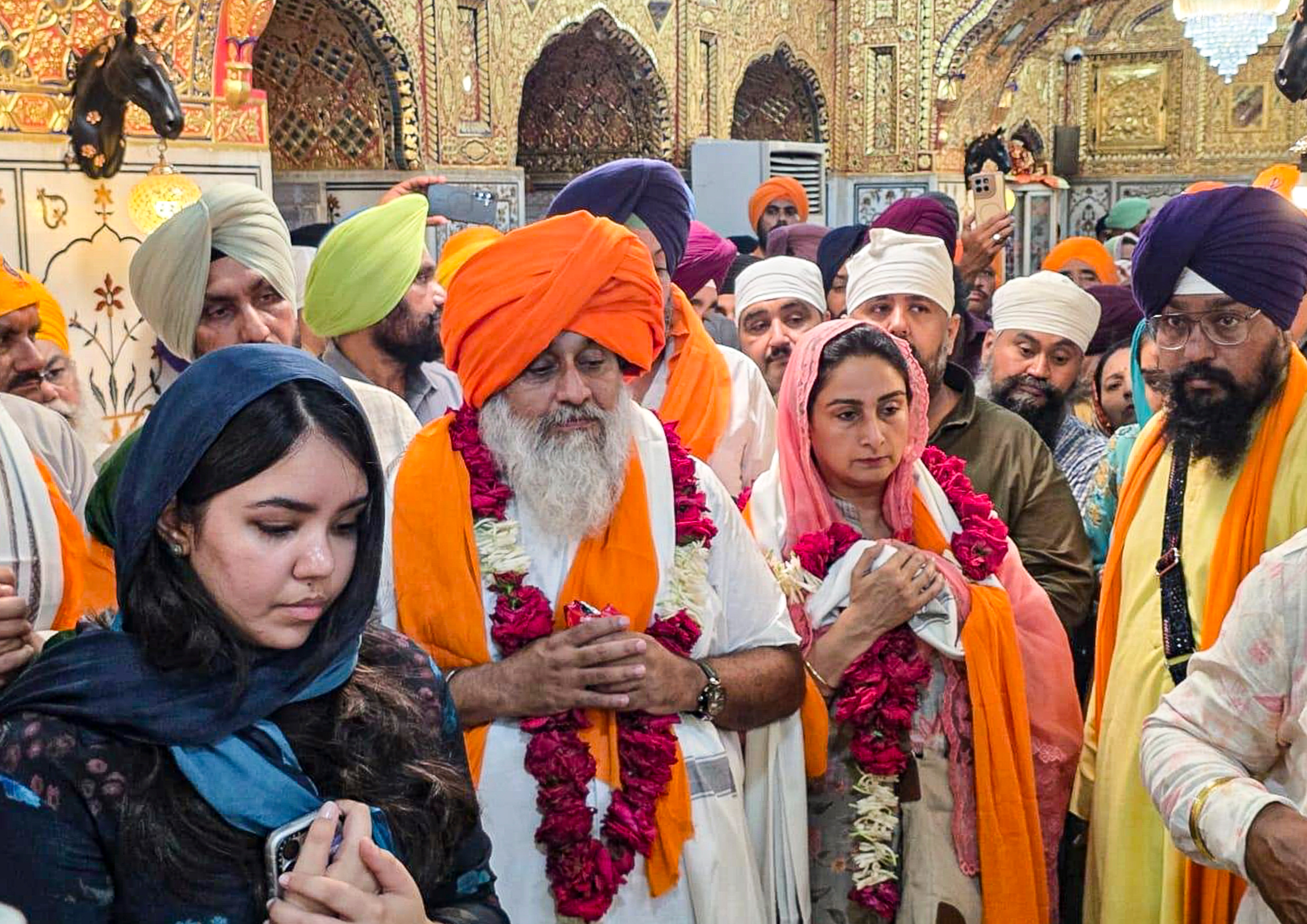 Shiromani Akali Dal chief and former Punjab deputy chief minister Sukhbir Singh Badal with wife Harsimrat Kaur Badal in Nanded, Maharashtra. (@HarsimratBadal_) Shiromani Akali Dal chief and former Punjab deputy chief minister Sukhbir Singh Badal with wife Harsimrat Kaur Badal in Nanded, Maharashtra. (@HarsimratBadal_)