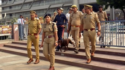 The arrests were made on Thursday evening on the Haidergarh-Bachhrawan road near the China Mill canal police post. (Representational/HT Photo/Sakib Ali)