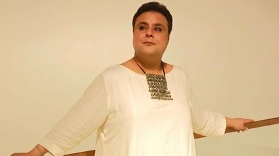 ‘আমার সারা শরীরে স্পর্শ করে…’, পার্কস্ট্রিটের নামী পাবে হেনস্থার শিকার সুজয়প্রসাদ! ‘আমার সারা শরীরে স্পর্শ করে…’, পার্কস্ট্রিটের নামী পাবে হেনস্থার শিকার সুজয়প্রসাদ!