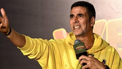 Akshay Kumar celebrated Independence Day in Mumbai.
(Photo by Sujit JAISWAL / AFP) Akshay Kumar celebrated Independence Day in Mumbai.
(Photo by Sujit JAISWAL / AFP)