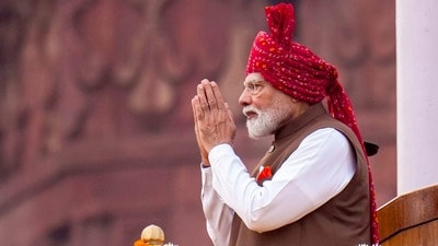 মোদী বলেন, দেশের উন্নয়নের জন্য নতুন শক্তির স্রোত তৈরি করতে হবে। (PTI) মোদী বলেন, দেশের উন্নয়নের জন্য নতুন শক্তির স্রোত তৈরি করতে হবে। (PTI)