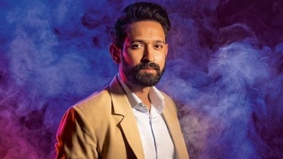 কী ঘটে বিক্রান্তের সঙ্গে?