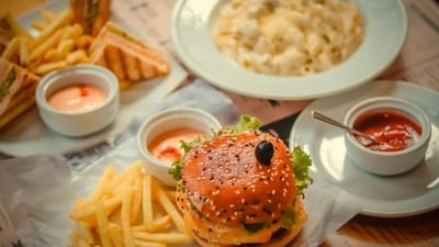 Under the new guidelines, HFSS food cannot be sold, distributed or advertised on school premises or within 50 metres of a school. (Unsplash) Under the new guidelines, HFSS food cannot be sold, distributed or advertised on school premises or within 50 metres of a school. (Unsplash)